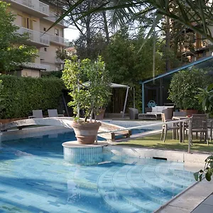 4* Szálloda Grand Panoramic