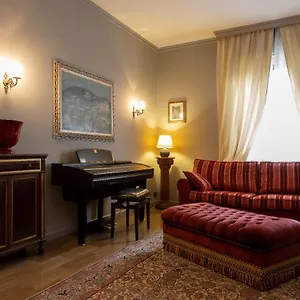 https://seven-suites-pieve.hotelinveneto.com